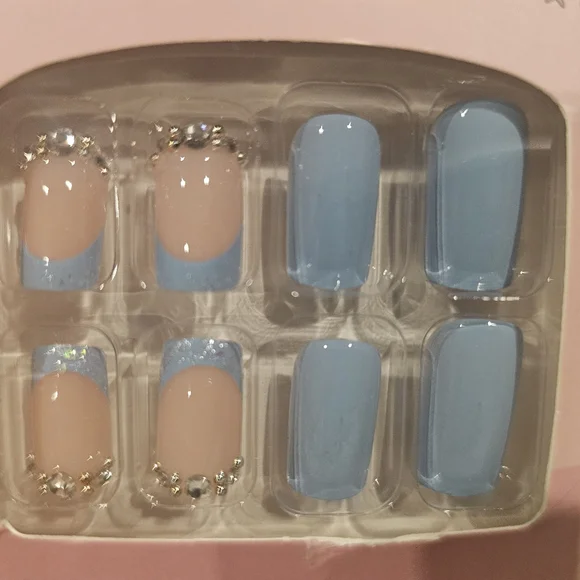 Press On Nails French Manicure Hearts And Jewels 24 Piece #1-#2 - Picture 3 of 4